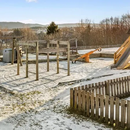 Σπίτι διακοπών House With 5 Bedrooms Very Close To World Cup 25 In Granasen *