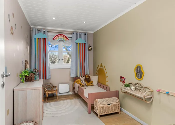 House With 5 Bedrooms Very Close To World Cup 25 In Granasen Vakantiehuis Trondheim